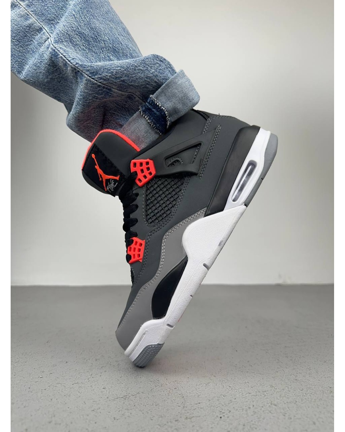 Nike Air Jordan 4 Retro Infrared
