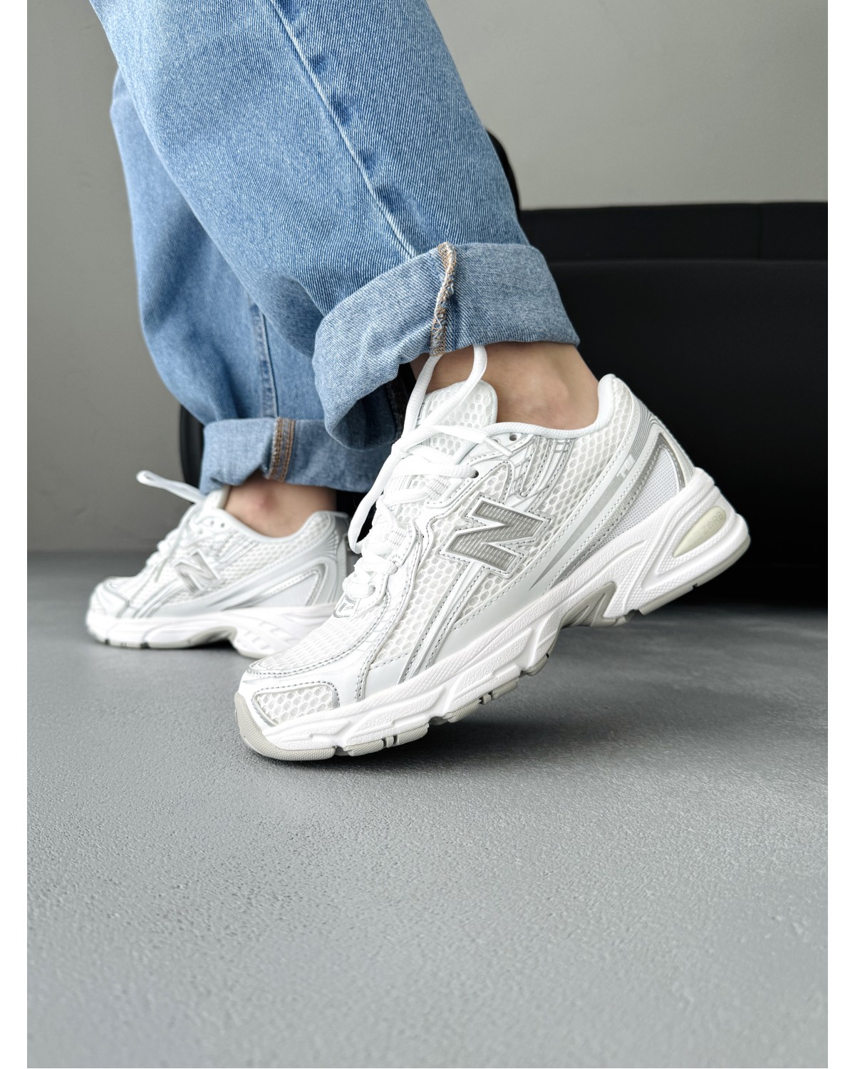 New Balance 740 White