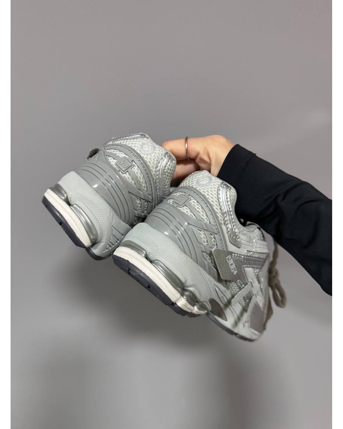New Balance 1906A Silver Metallic