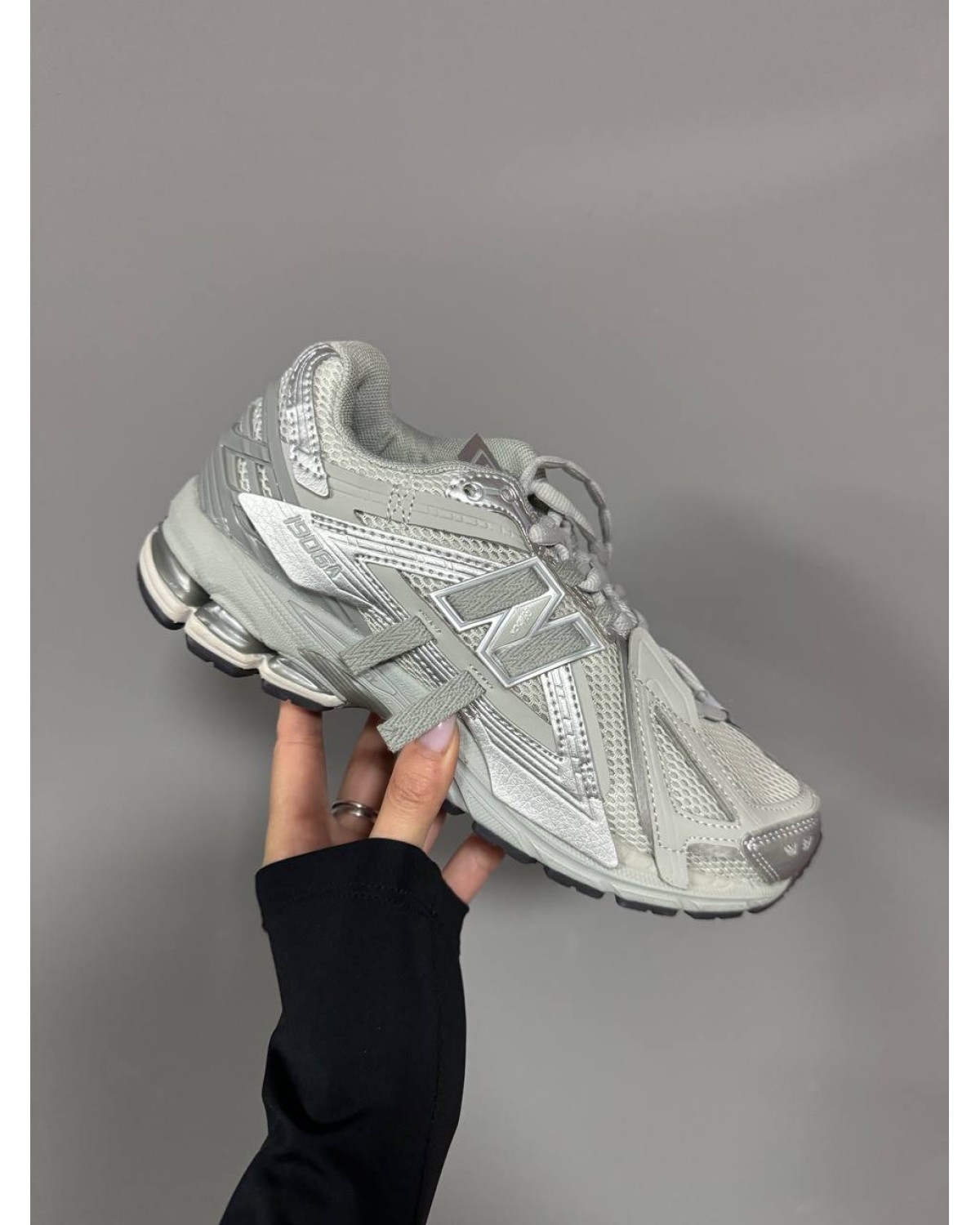 New Balance 1906A Silver Metallic