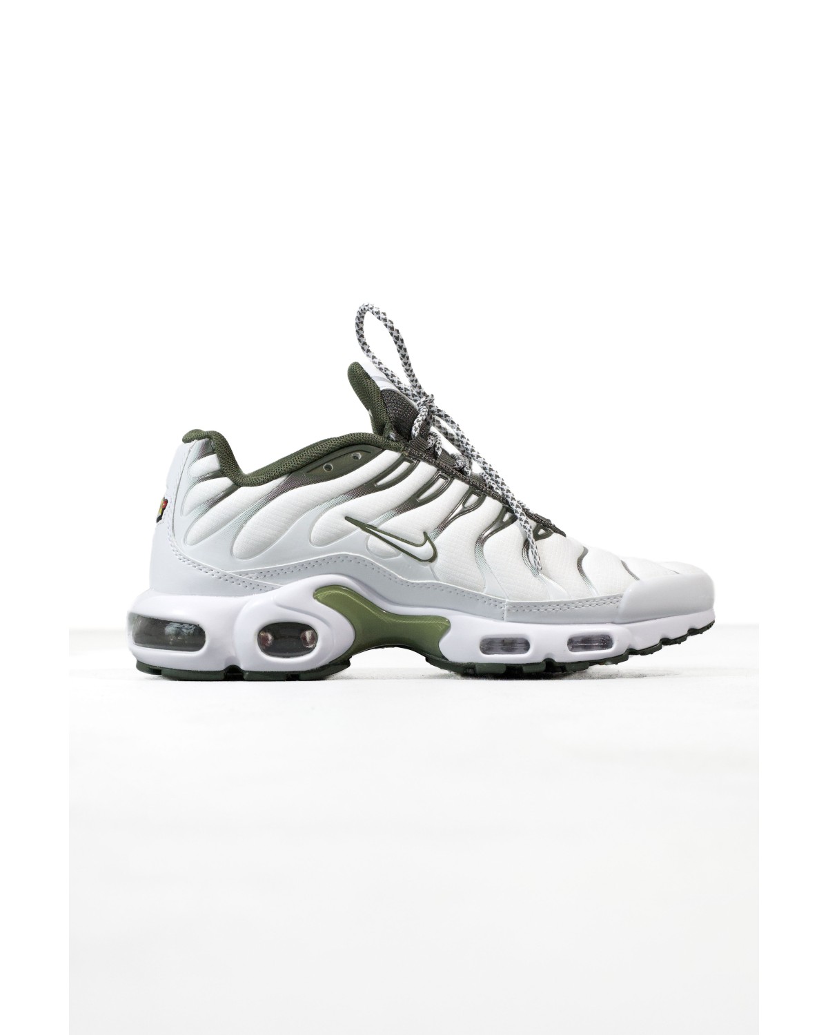 Nike Air Max Plus TN Light Bone/Olive