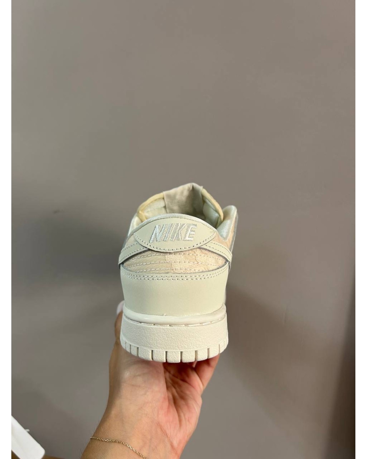 Nike Dunk Low WMNS “Lace Pack – Regal Beige”