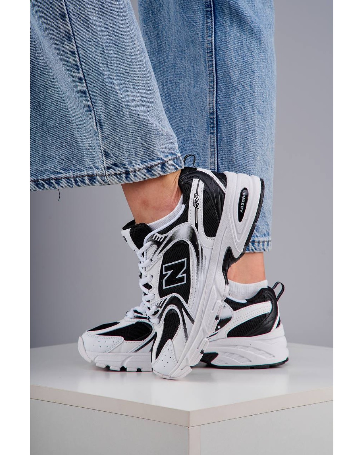New Balance 530 White Black v2
