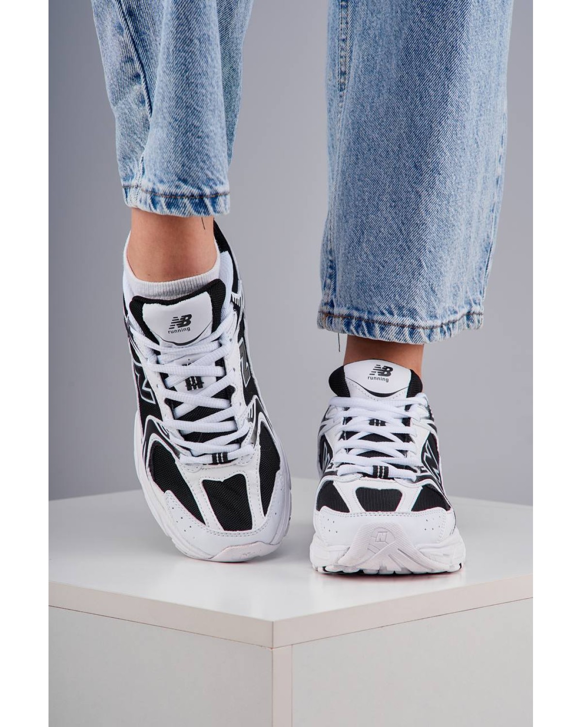 New Balance 530 White Black v2