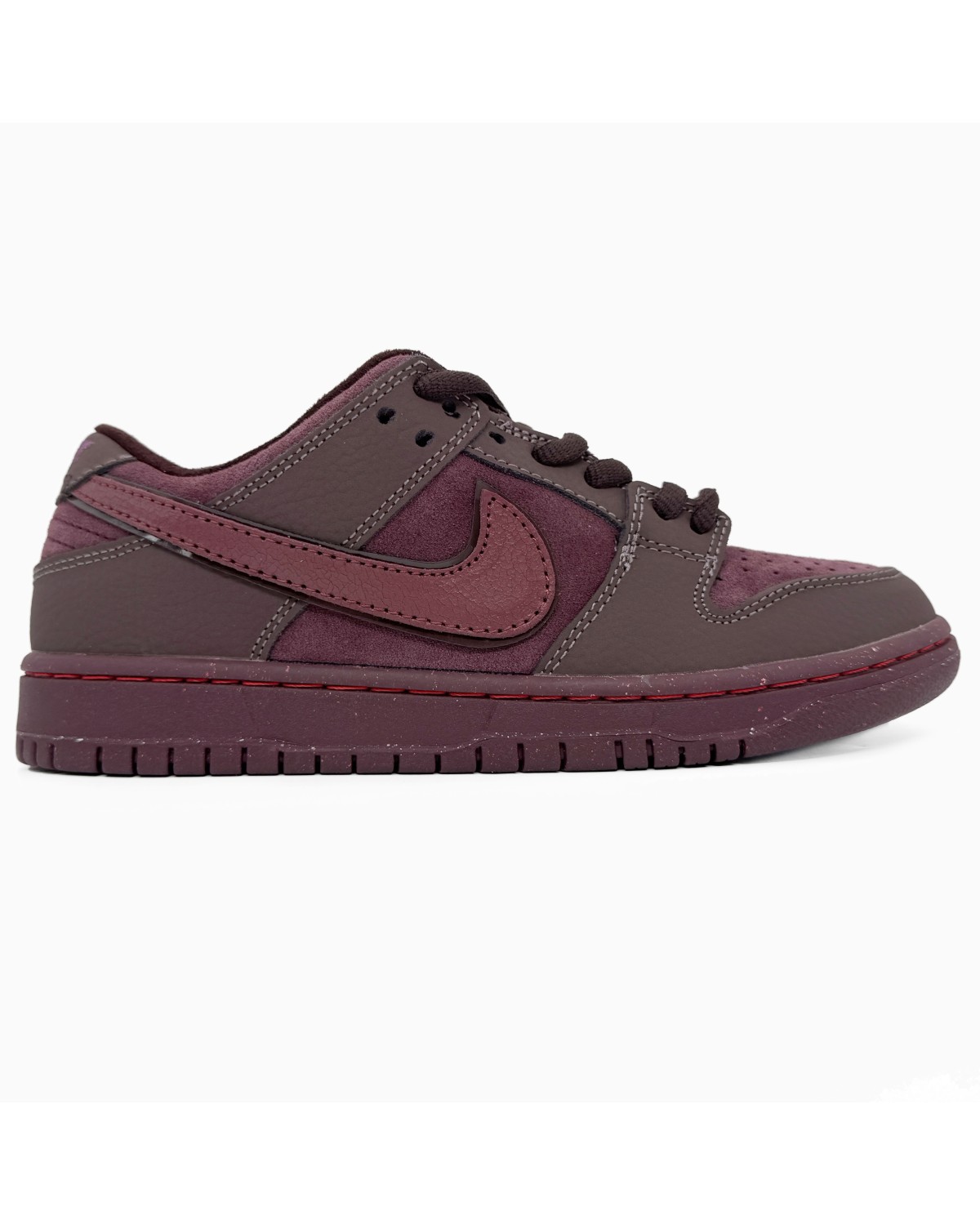 Nike SB Dunk Low City of Love Burgundy Crush