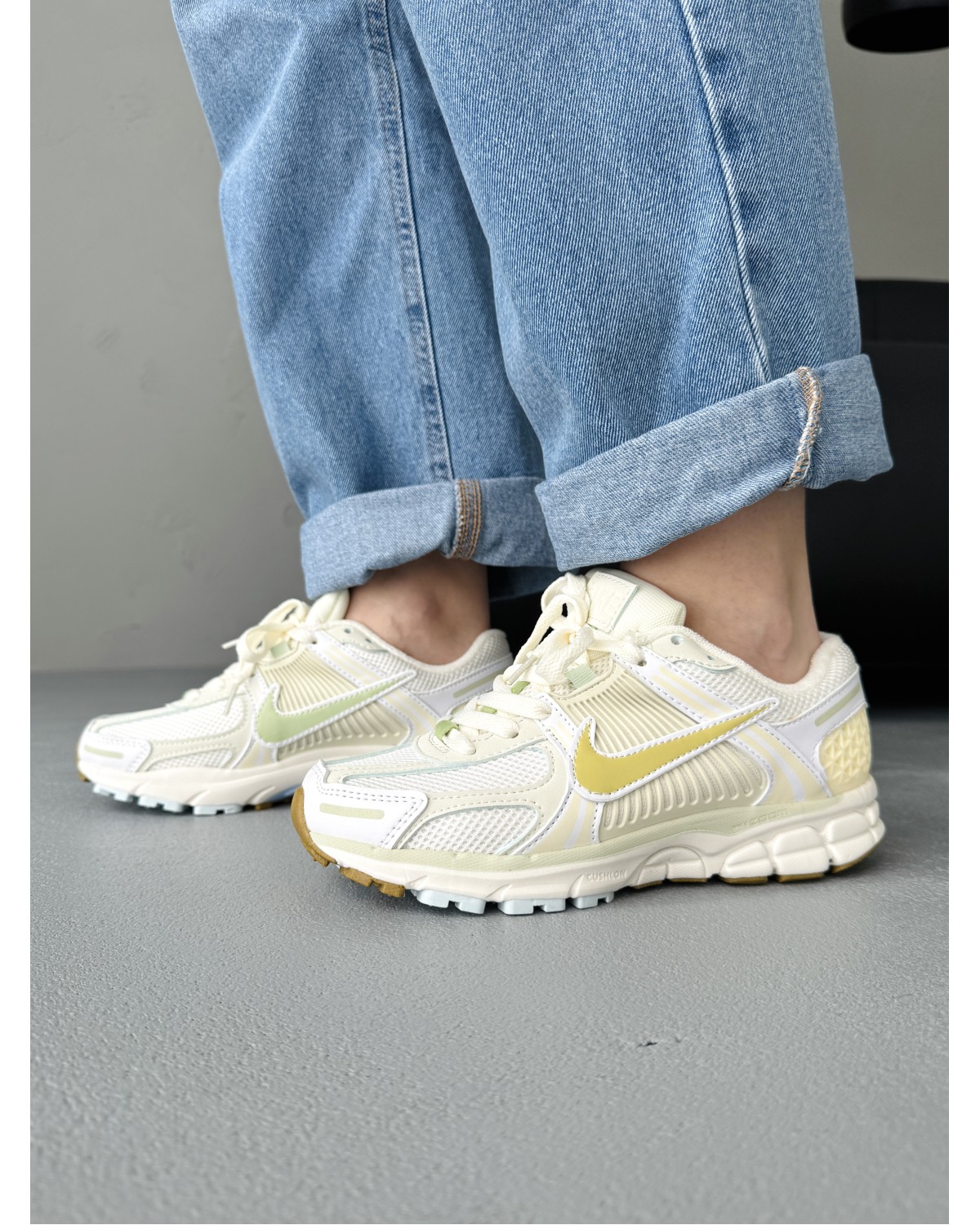 Nike Zoom Vomero 5 White / Lemon