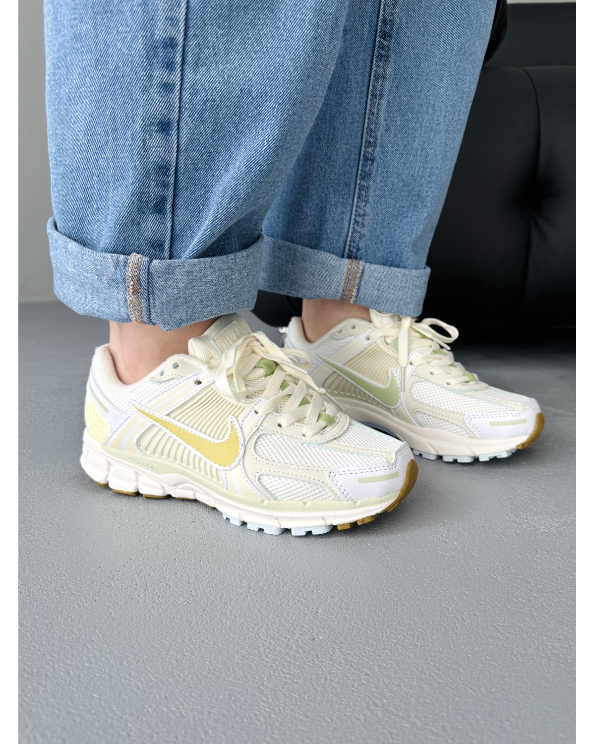 Nike Zoom Vomero 5 White / Lemon