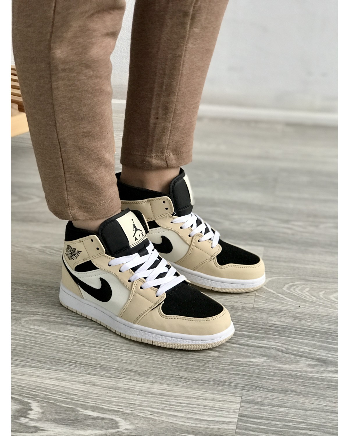 Nike Jordan Retro 1