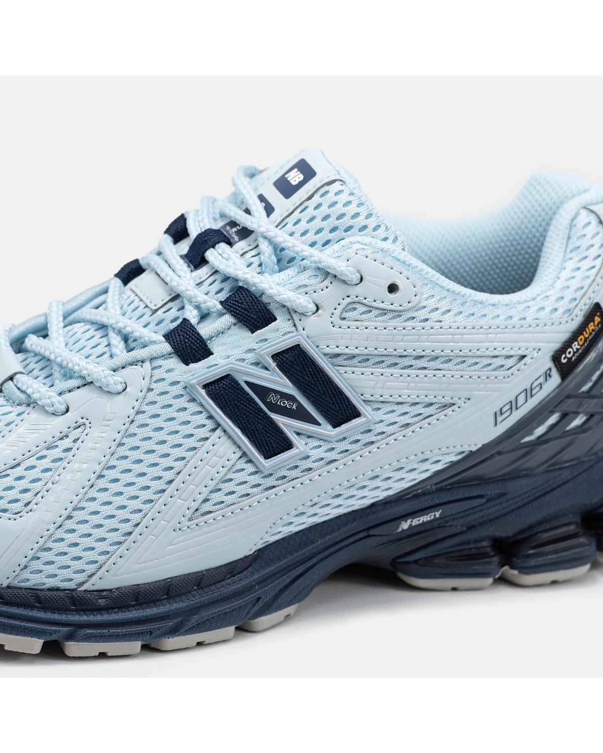 New Balance 1906R Cordura