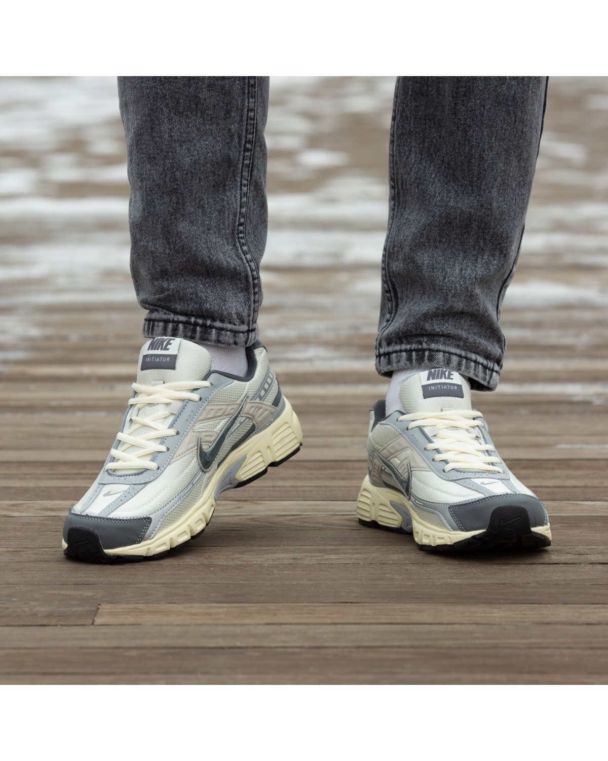 Nike Initiator Beige Grey