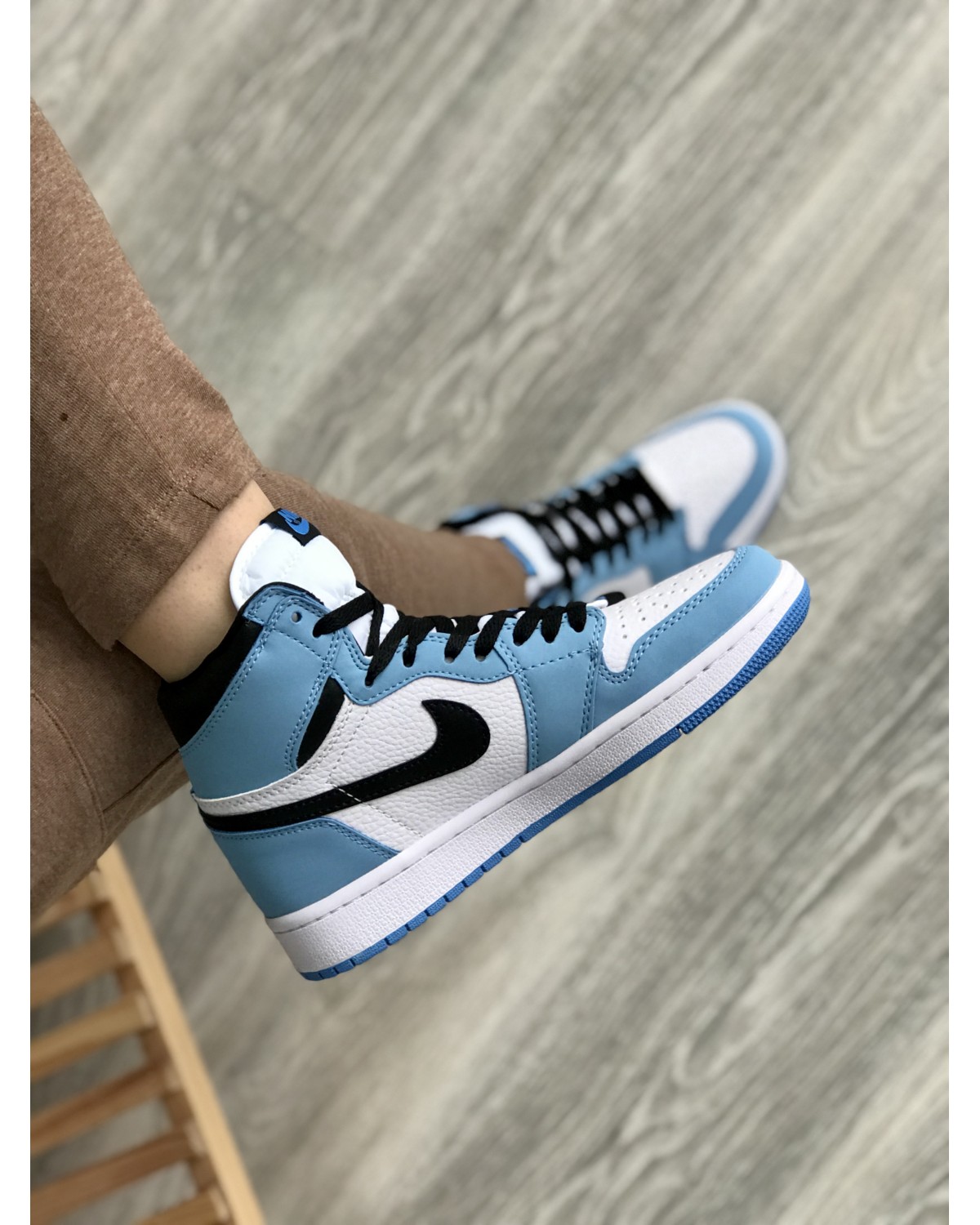 Nike Jordan Retro 1