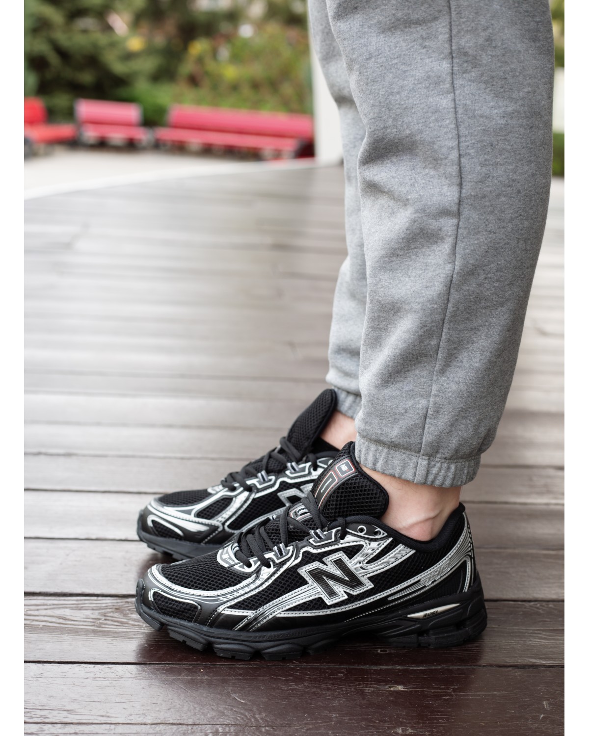 New Balance 740 Black Silver