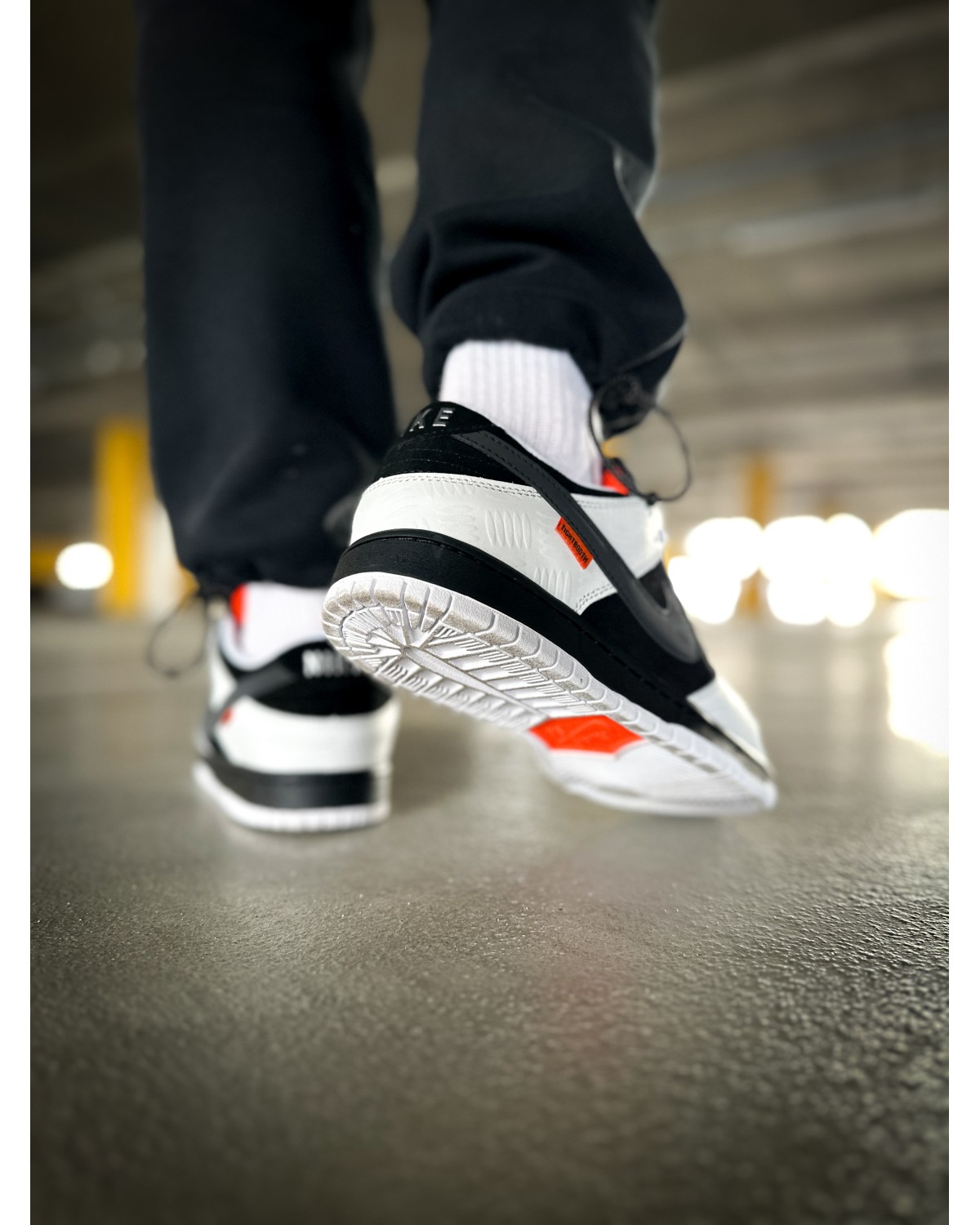 Nike SB Dunk Low Tightbooth