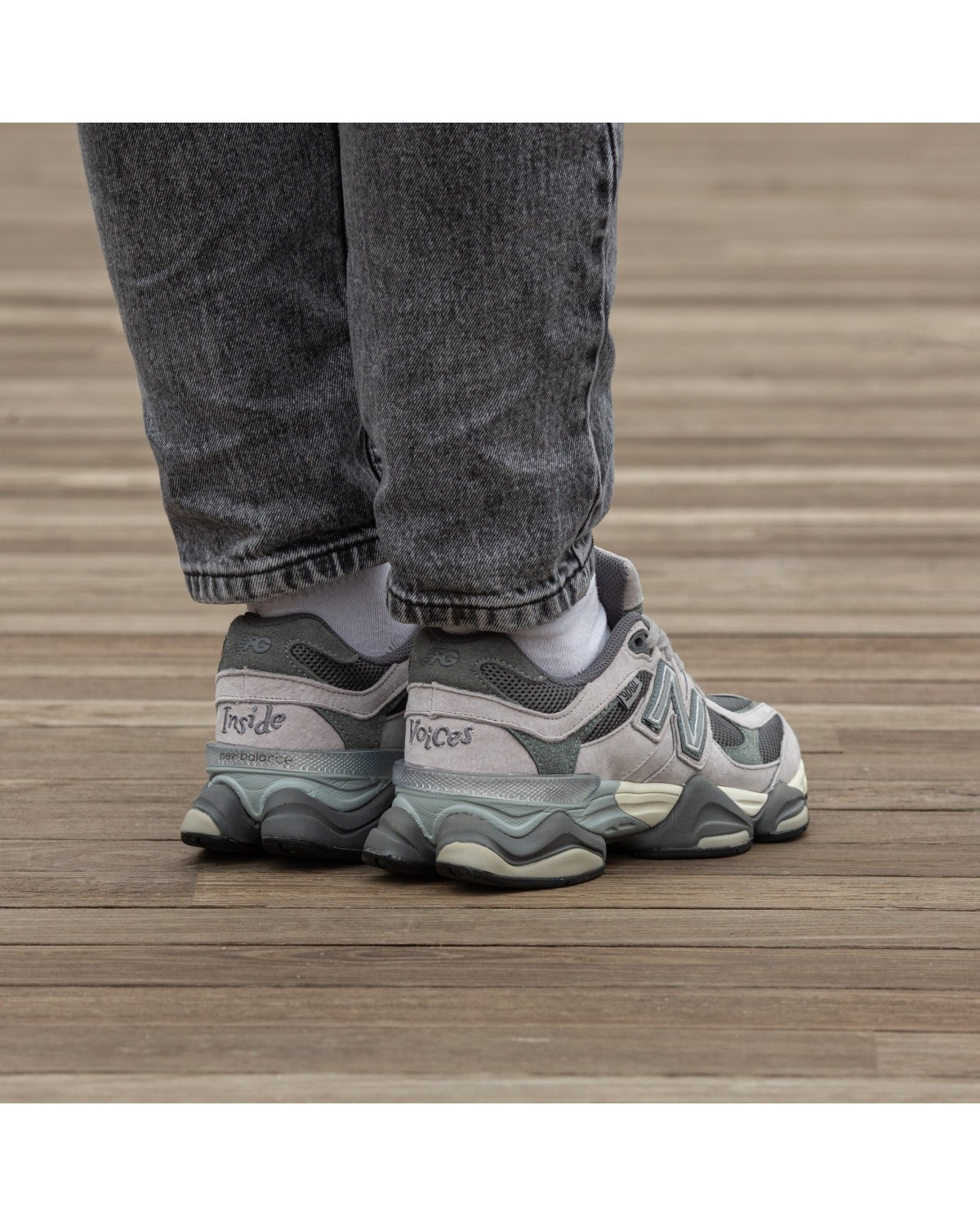 New Balance 9060 Grey