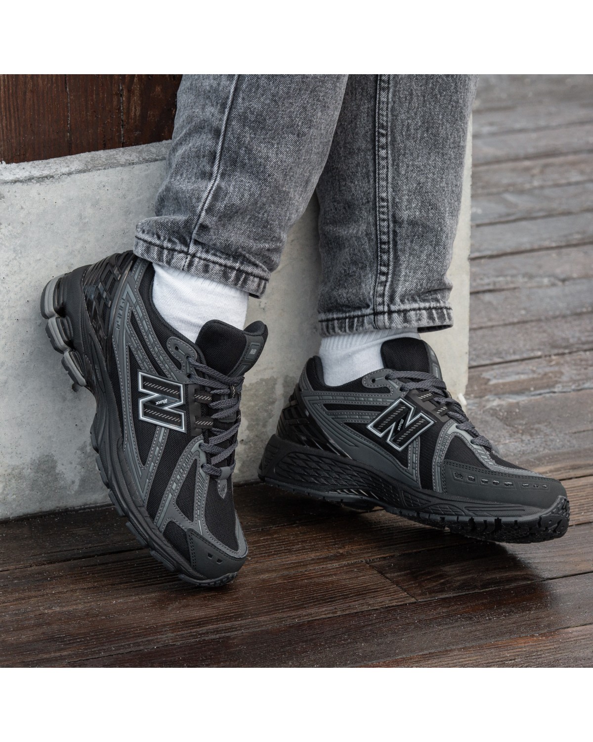 New Balance 1906 Black Grey