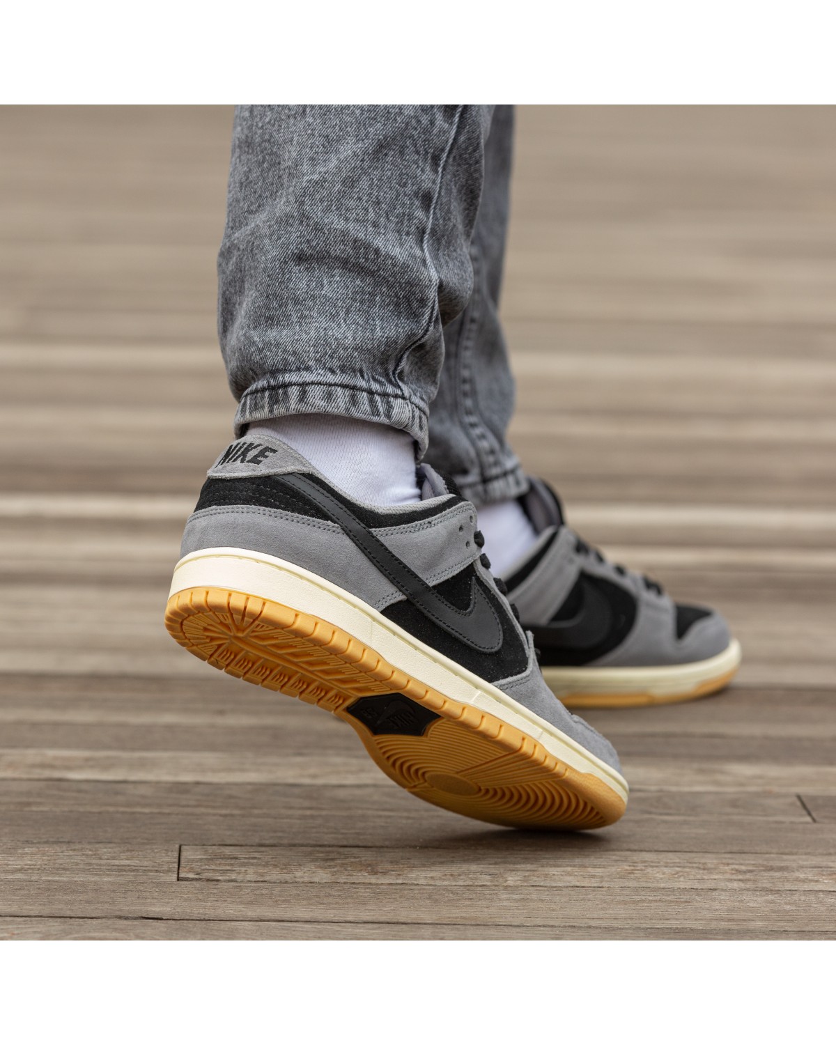 Nike Sb Dunk Low  Black Grey Brown