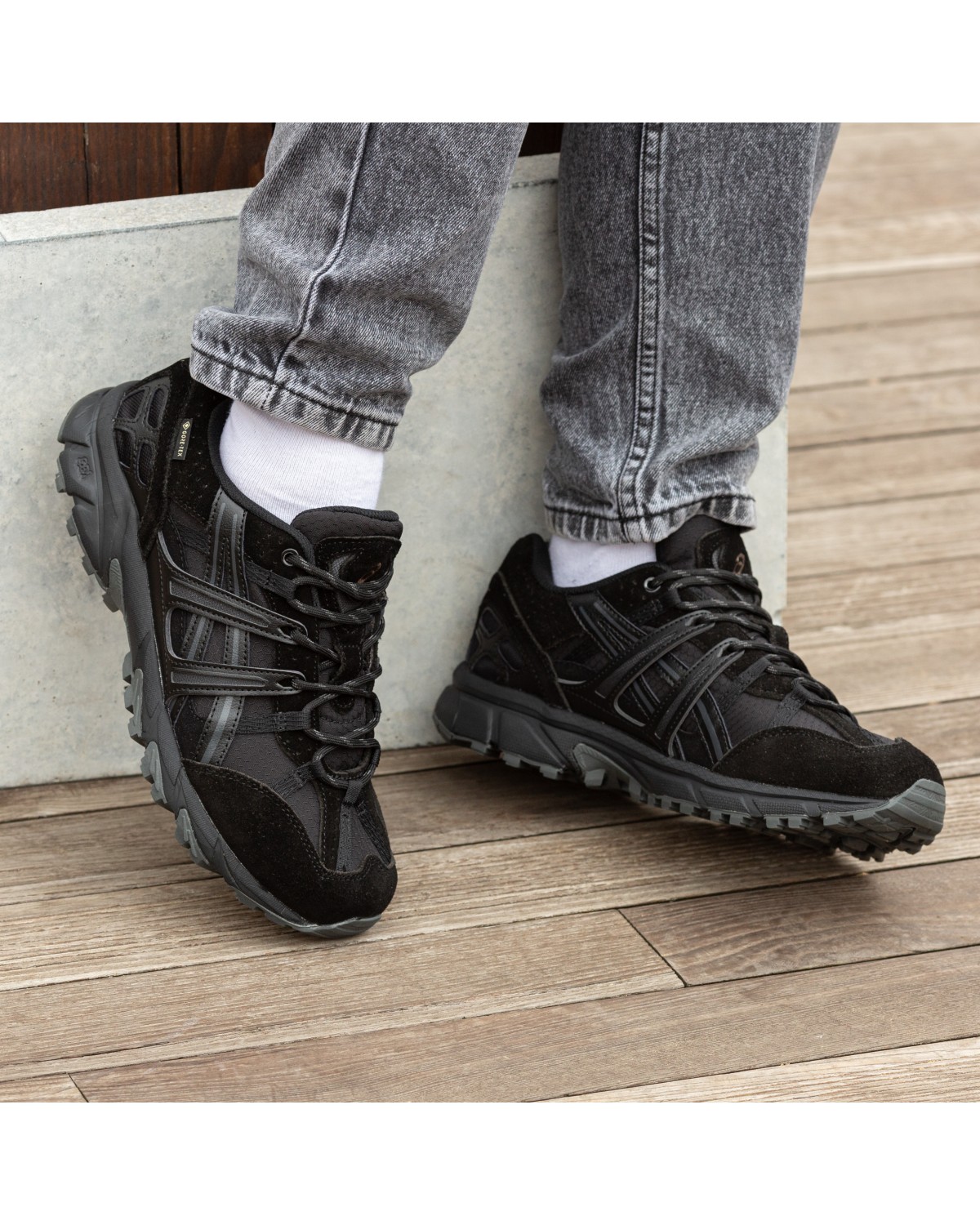 Asics Gel Somona 10-50 Gore-Tex Black Suede