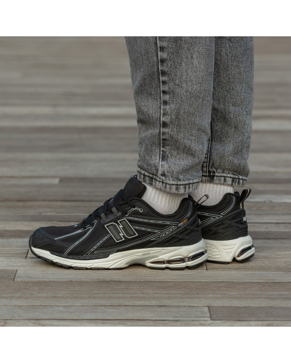 New Balance 1906R Gore-Tex Black\White