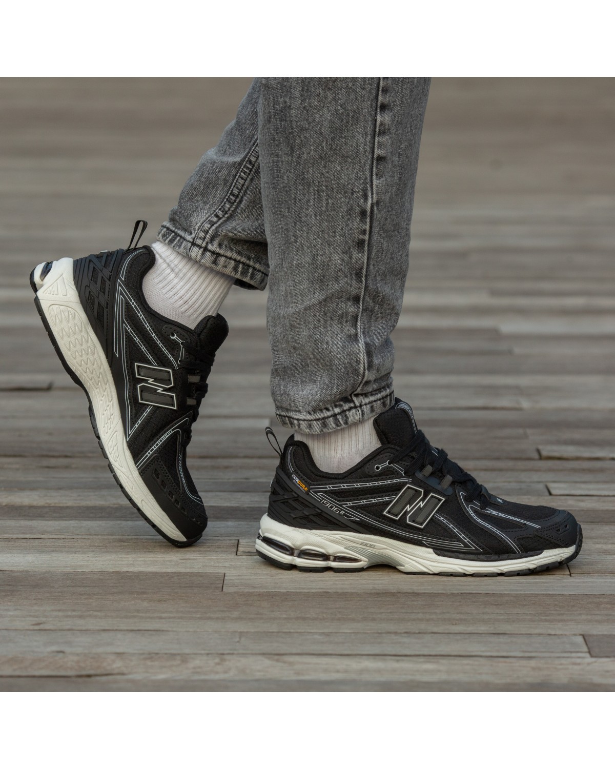 New Balance 1906R Gore-Tex Black\White