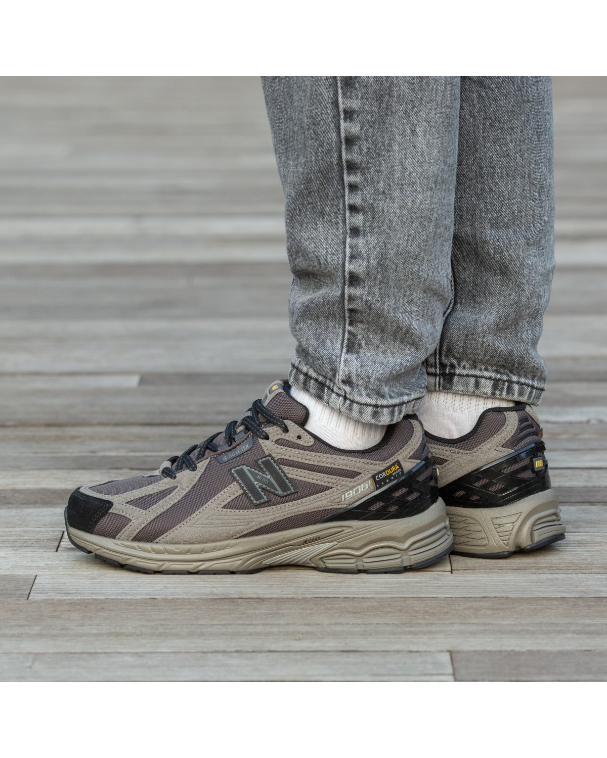 New Balance 1906R Gore-Tex Beige Black