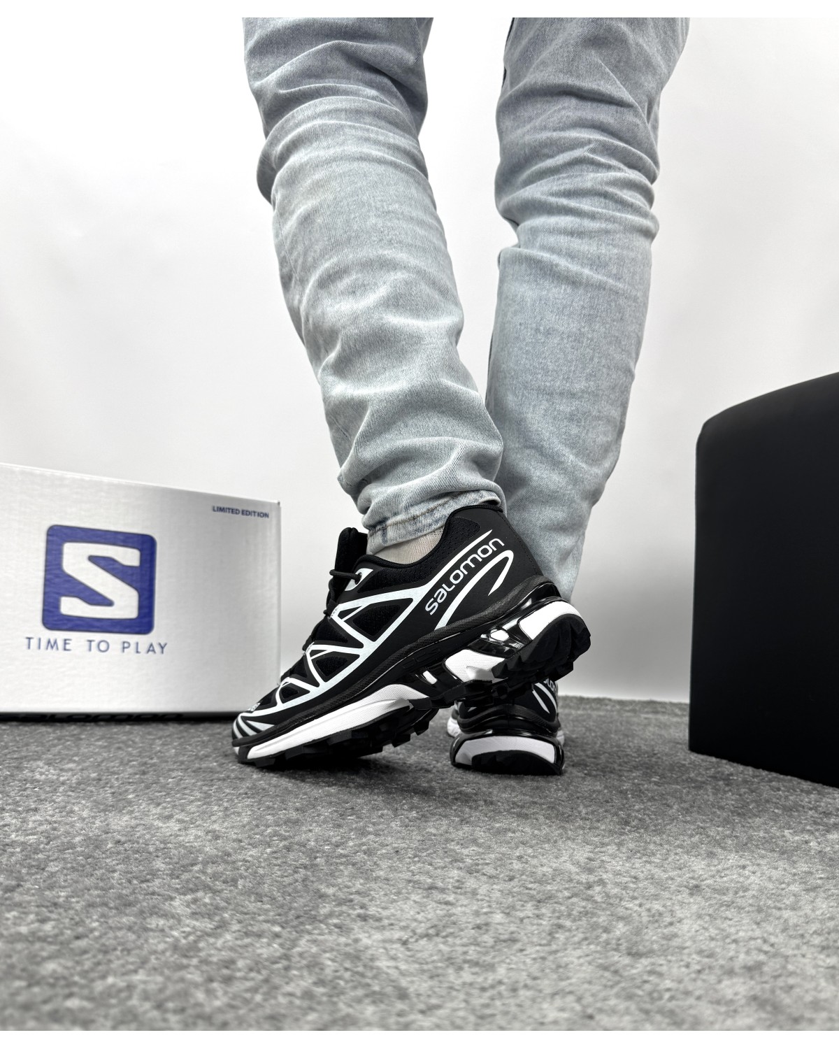 Salomon XT-6 Black White