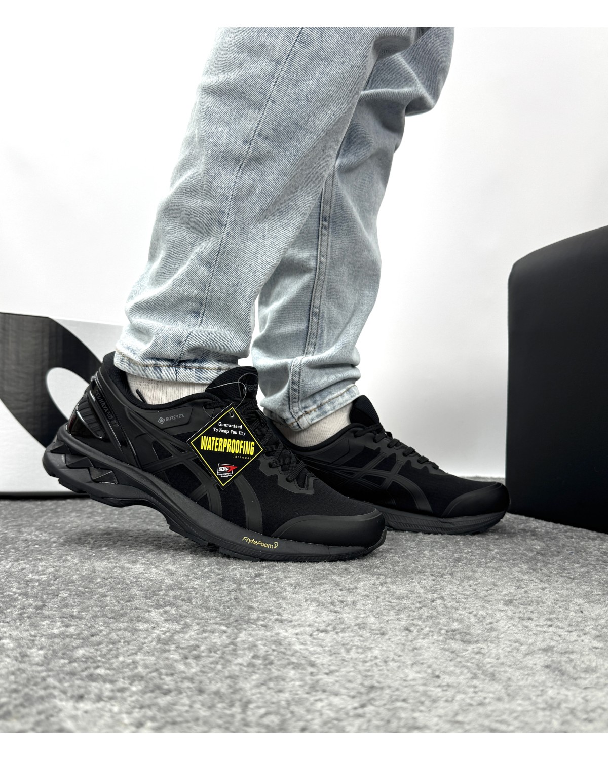 Asics Gel-Kayano 27 Gore-tex