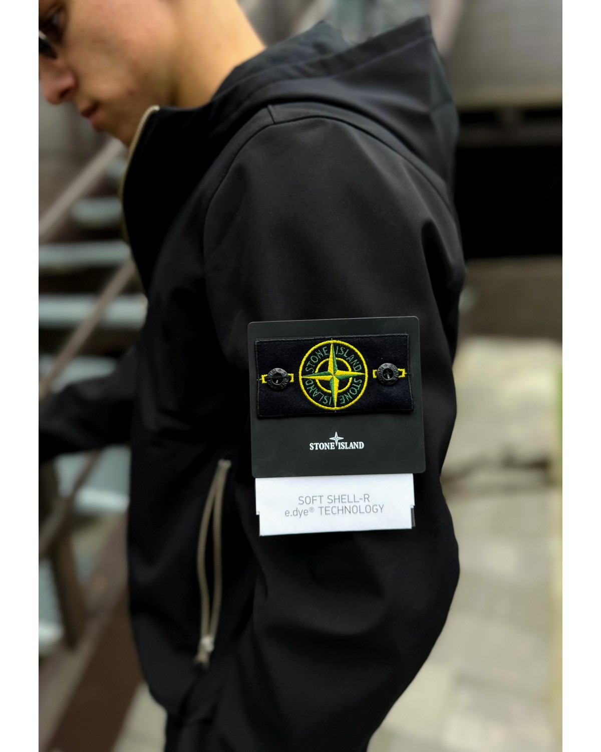 Куртка Stone Island Light Soft Shell-R чорна