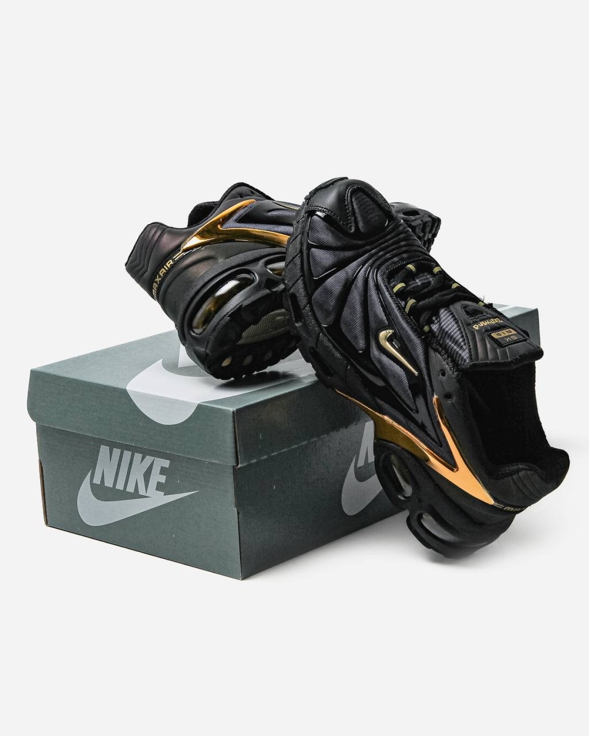 Nike Air Max x Skepta "Black Gold"