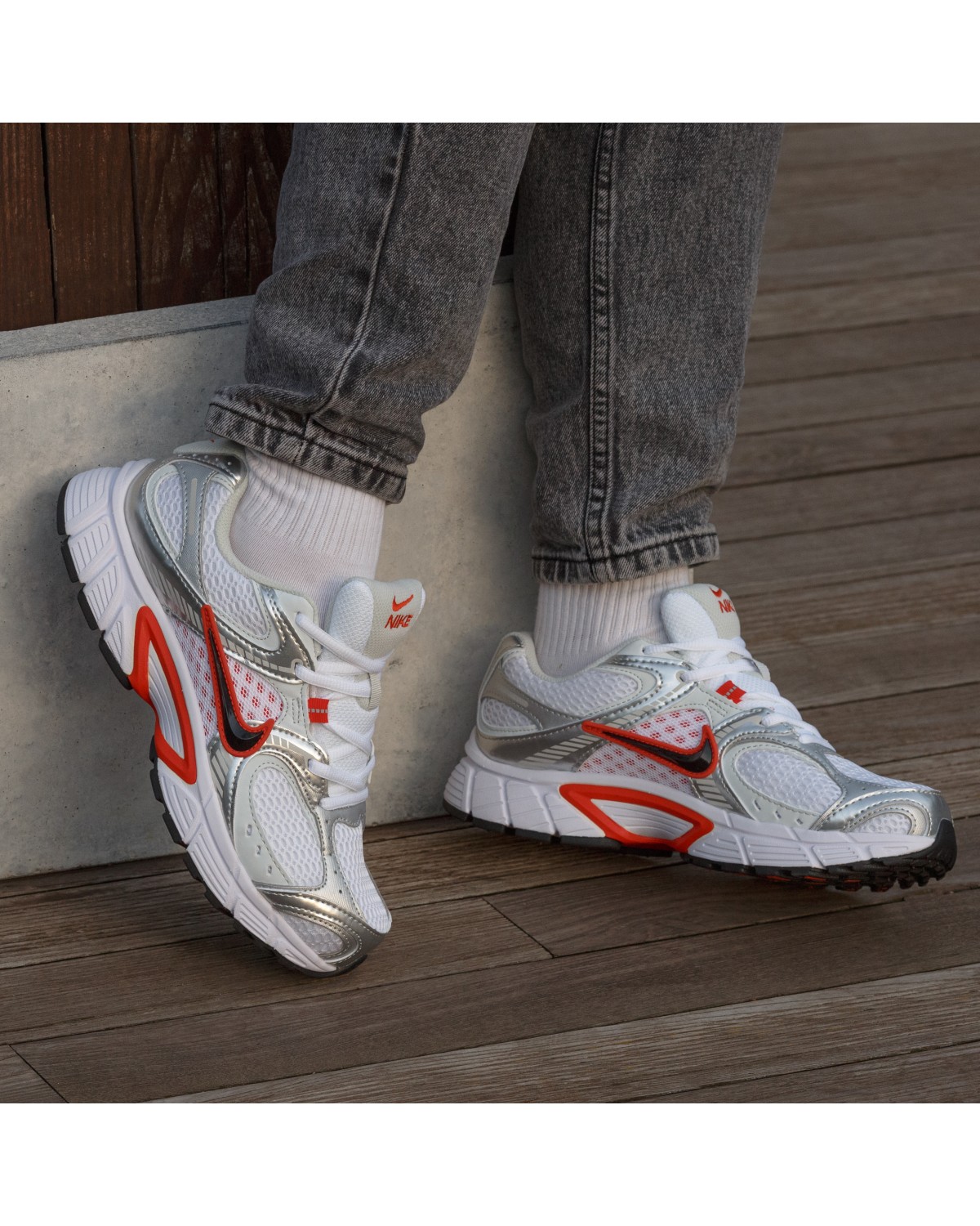 Nike V5 RNR Sky White Red