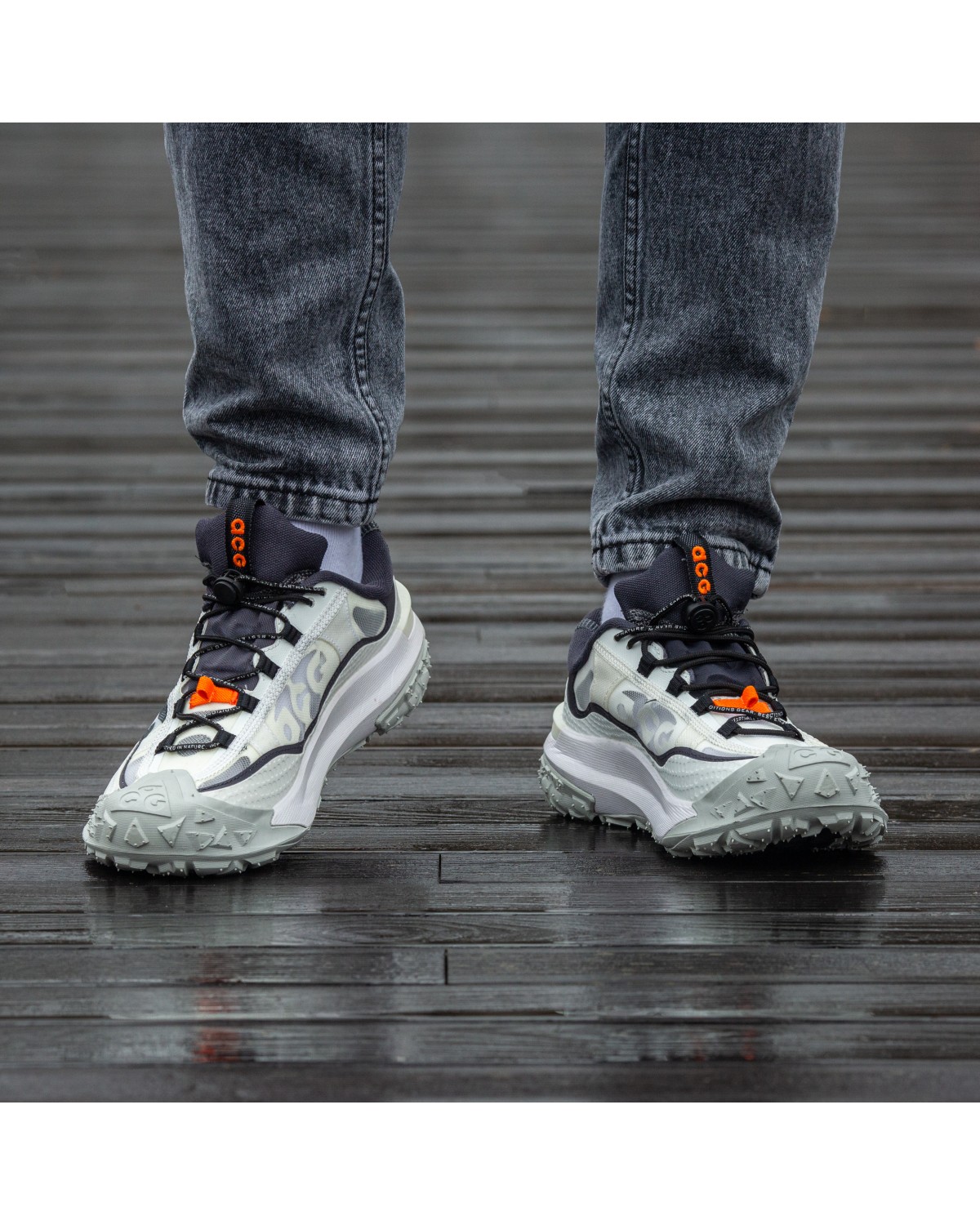 Nike ACG Mounting Fly 2
