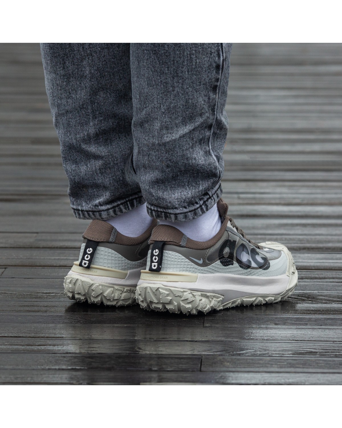Nike ACG Mounting Fly 2 Beige
