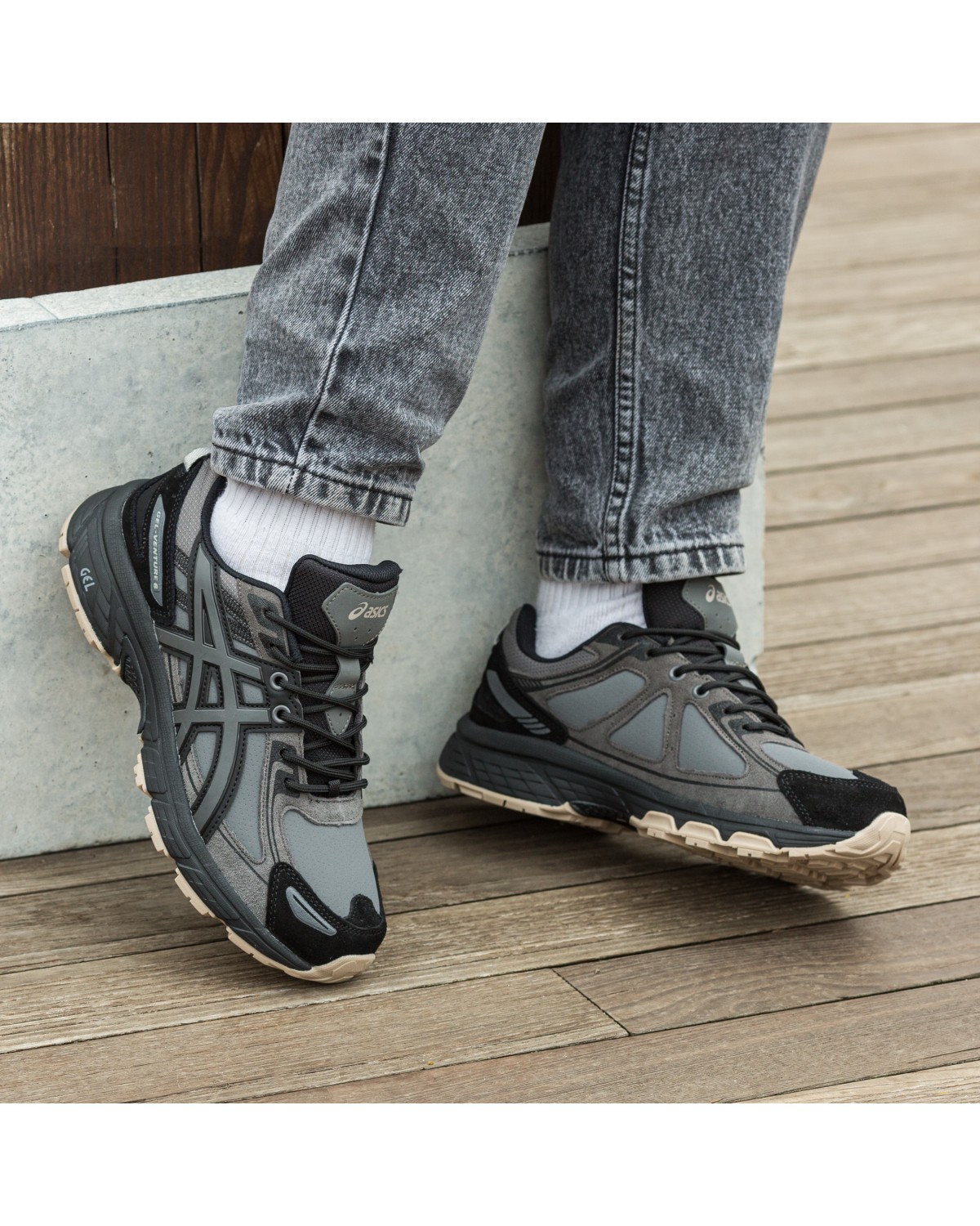 Asics Gel Venture 6 Black Grey