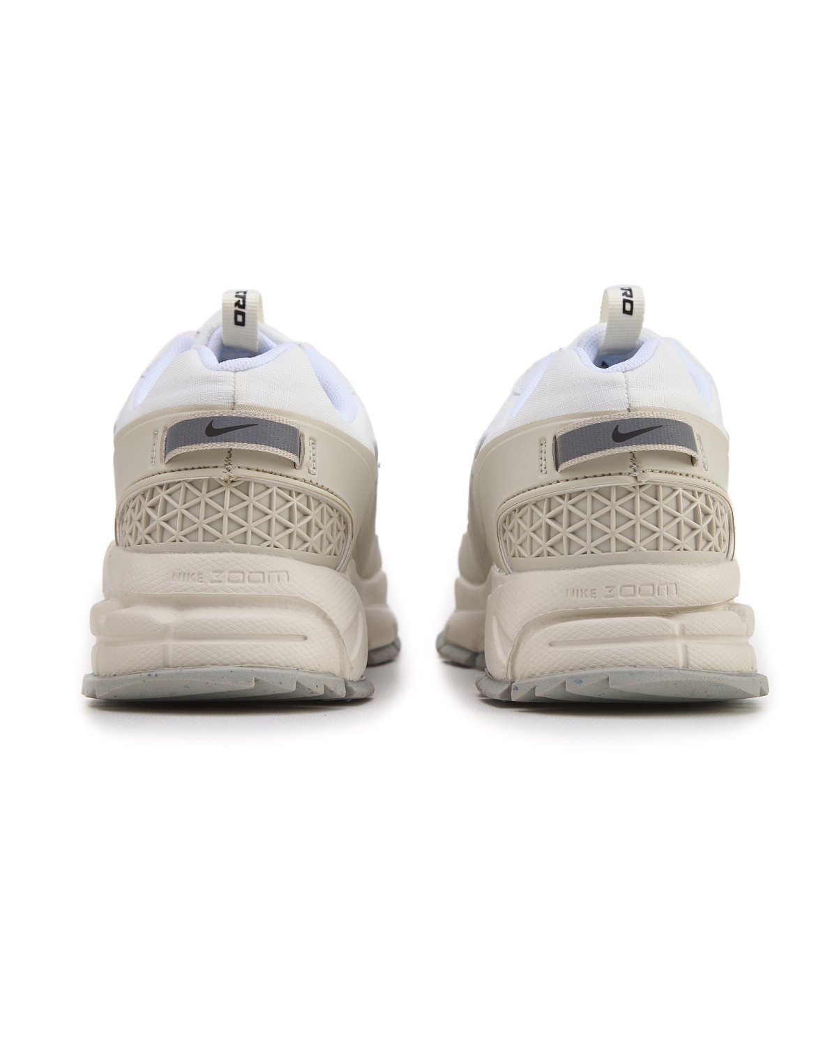 Nike Air Zoom Vomero Roam Summit White