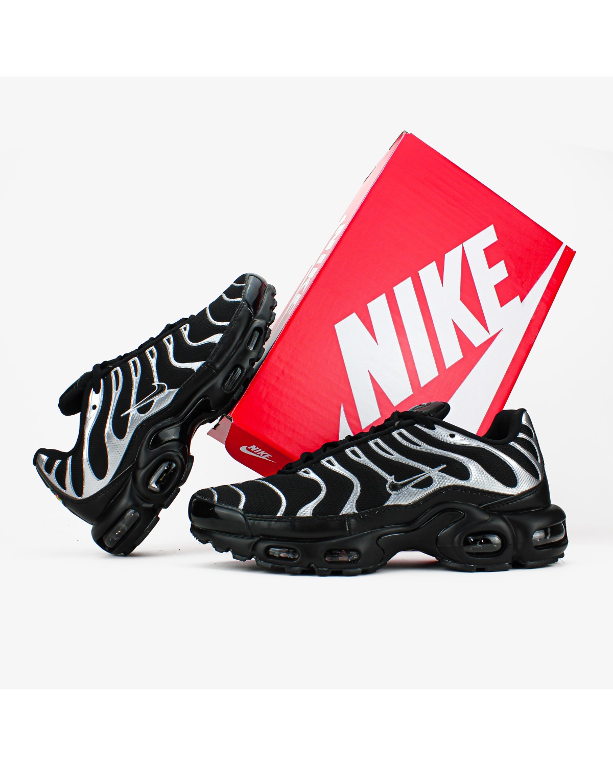Nike Air Max Plus TN Black Silver Green