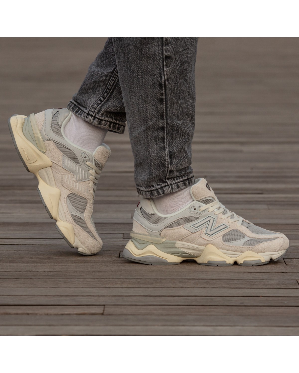 New Balance 9060 Grey