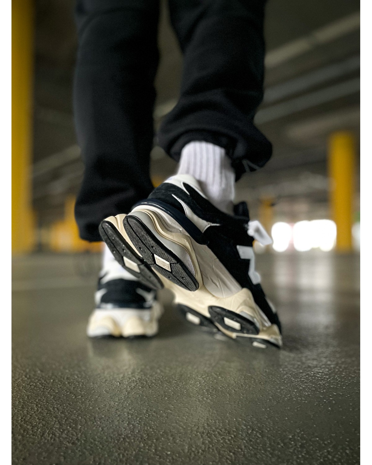 New Balance 9060 "Black/White"