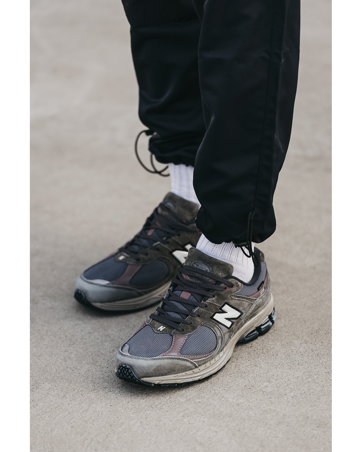 New Balance 2002R