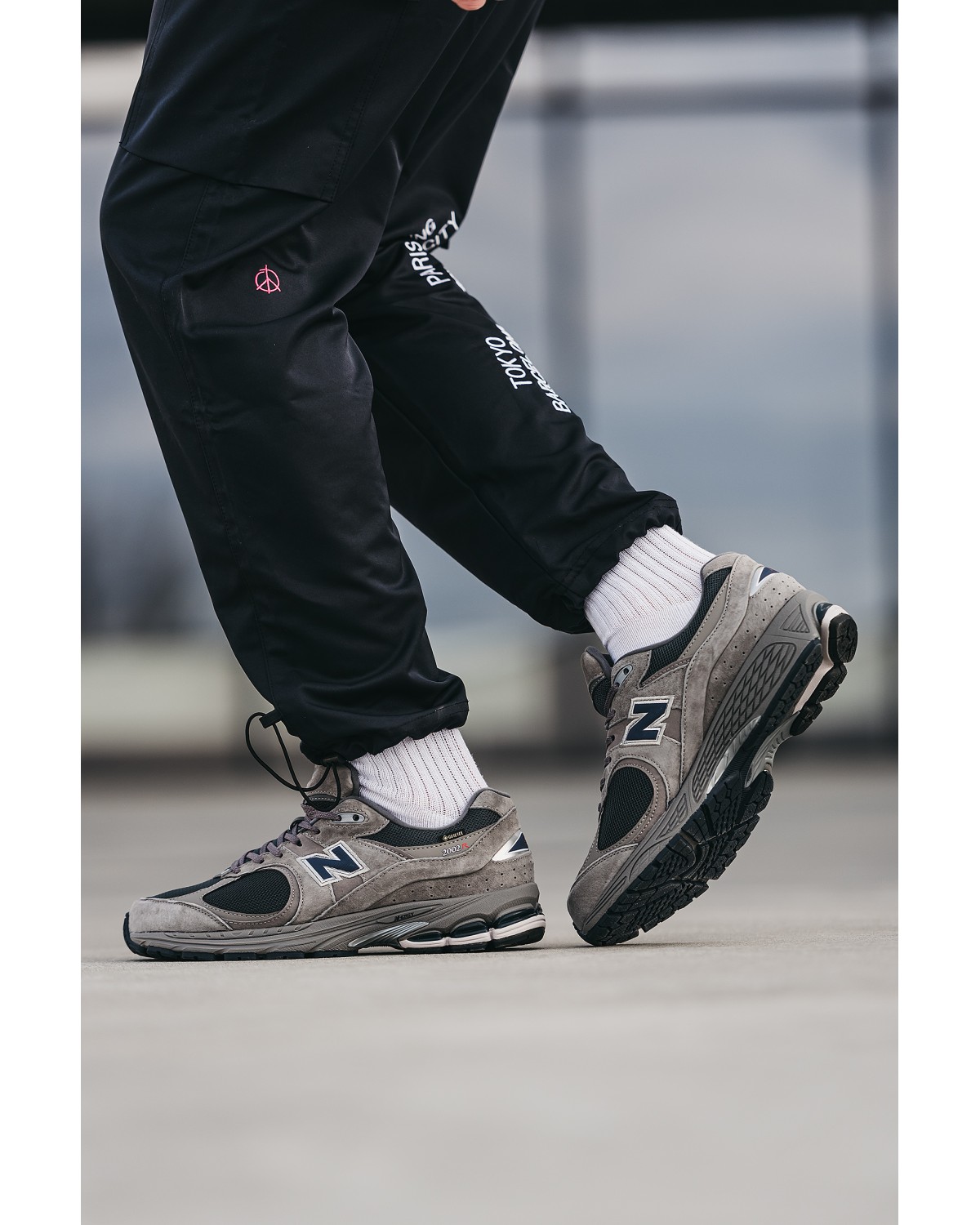 New Balance 2002R