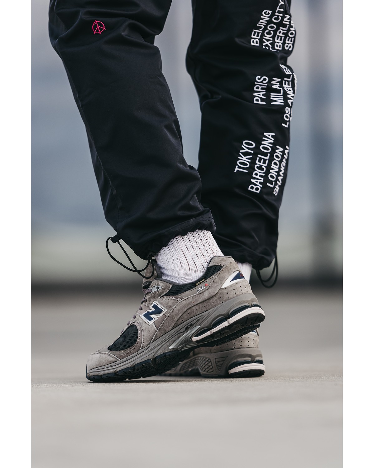 New Balance 2002R