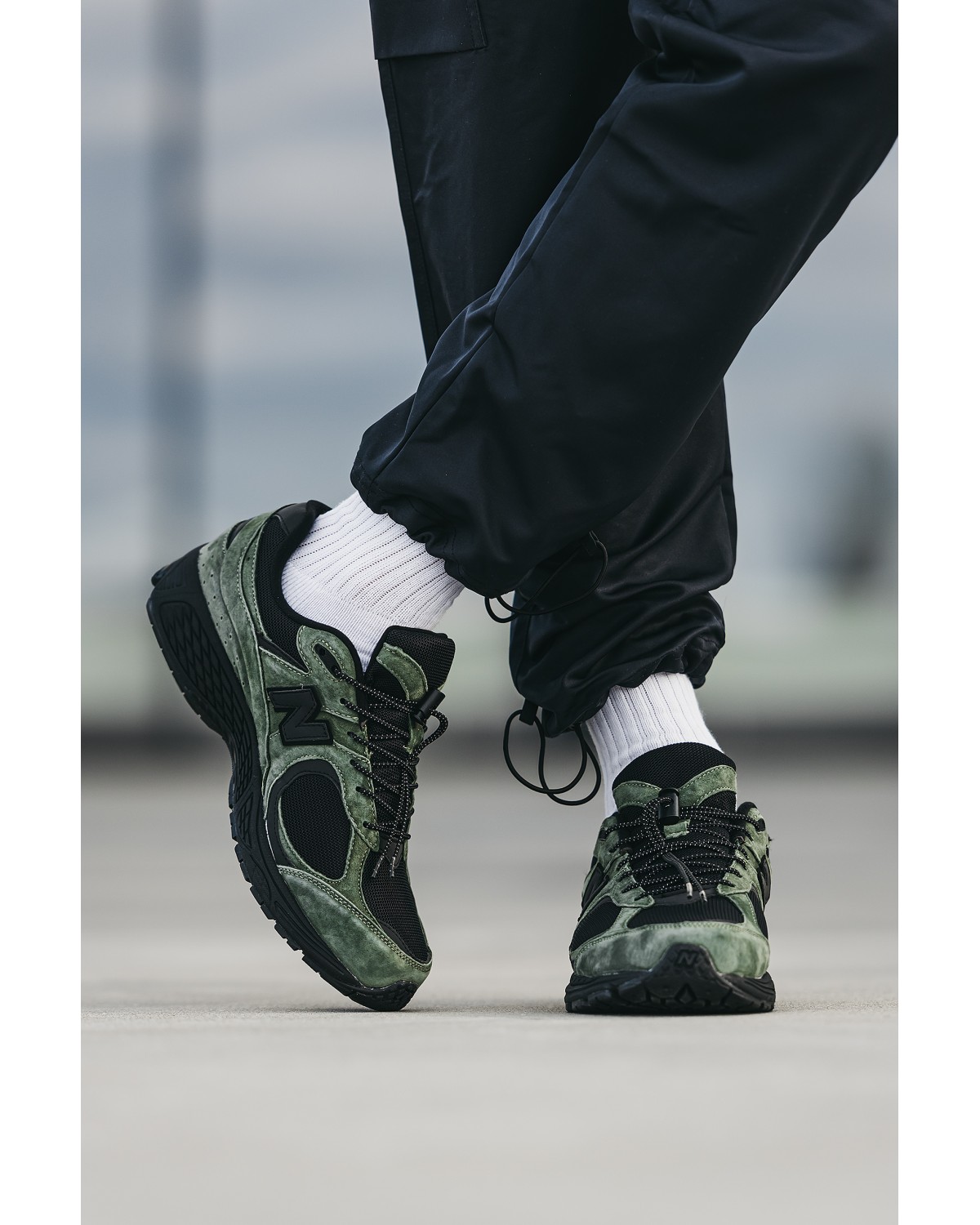 New Balance 2002R