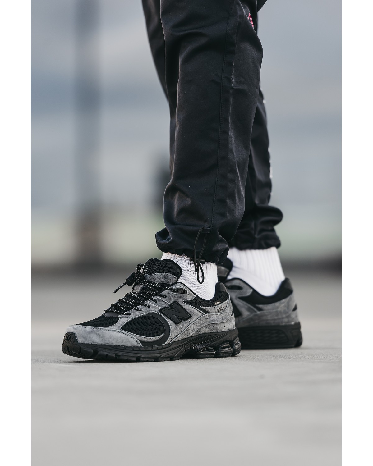 New Balance 2002R