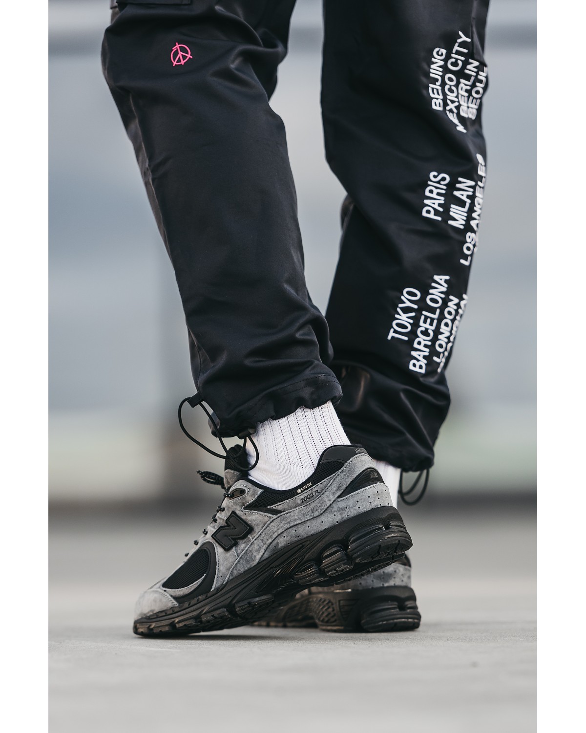 New Balance 2002R