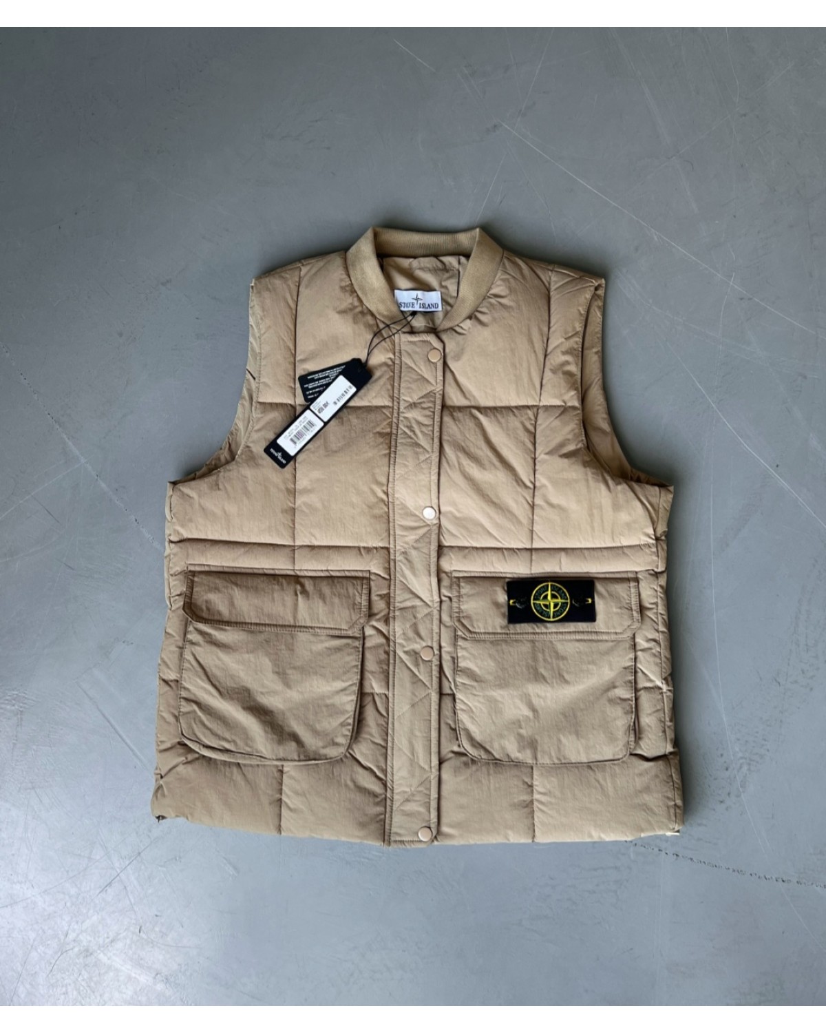 Жилетка Stone Island бежевий