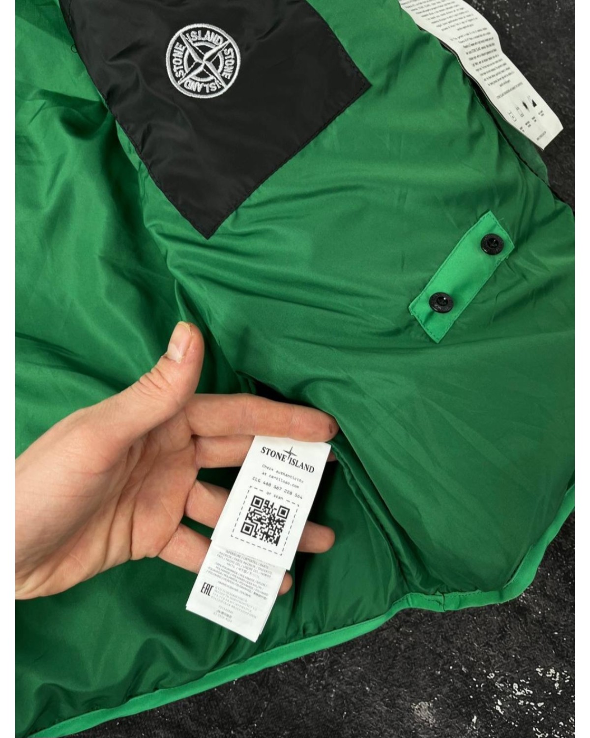 Пуховик Stone Island зелений