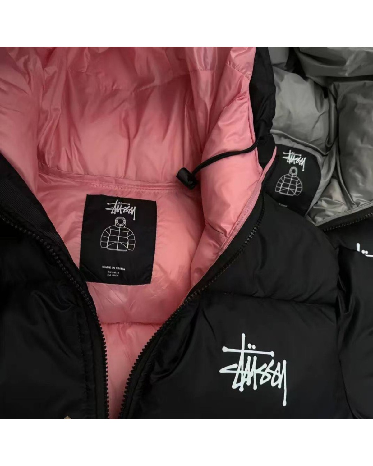 Куртка Stussy чорно - рожева