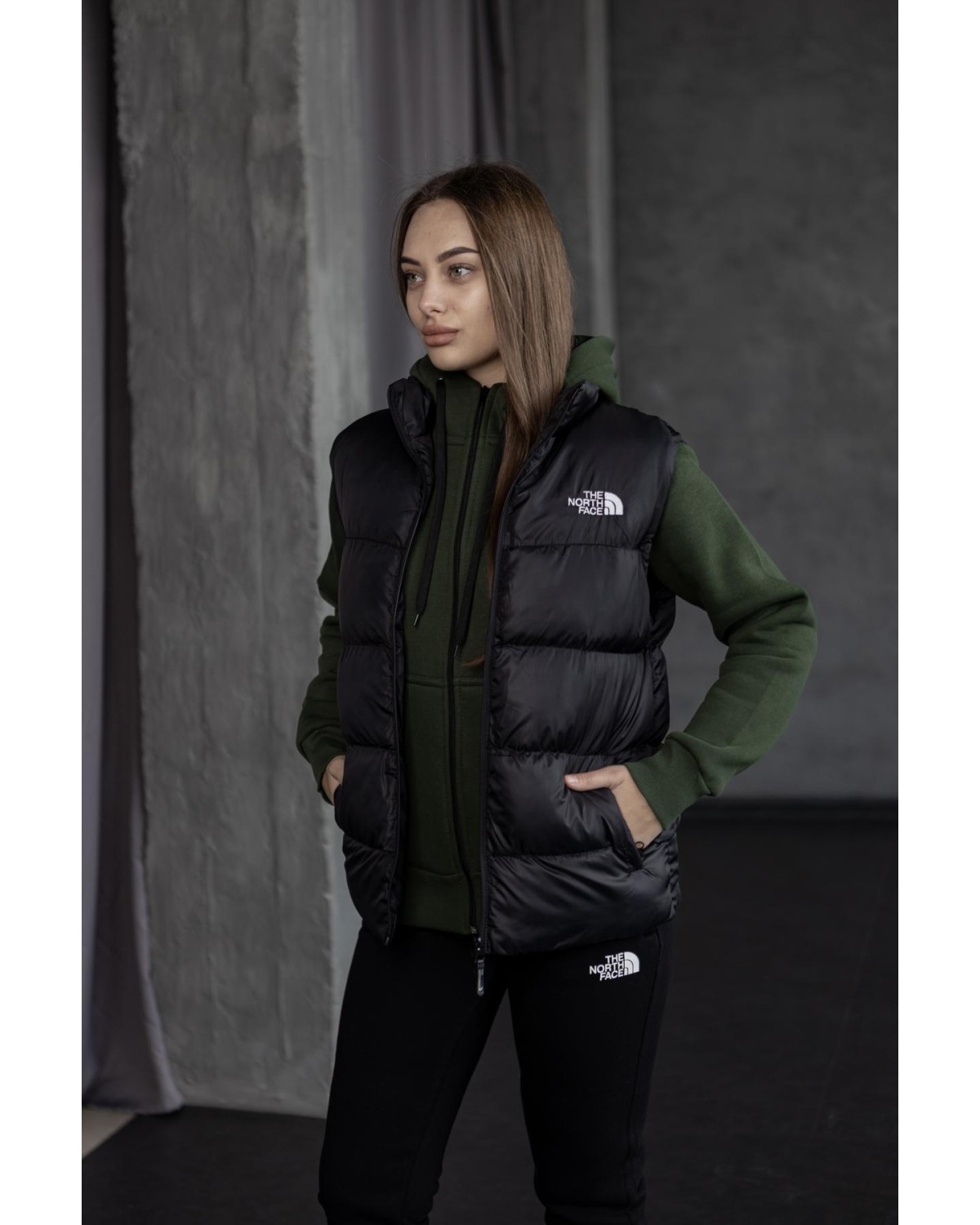 Комплект The North Face жилет - зіп - худі - штани хакі - чорний