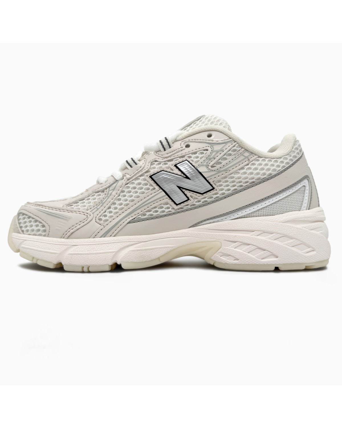 New Balance 740 Beige