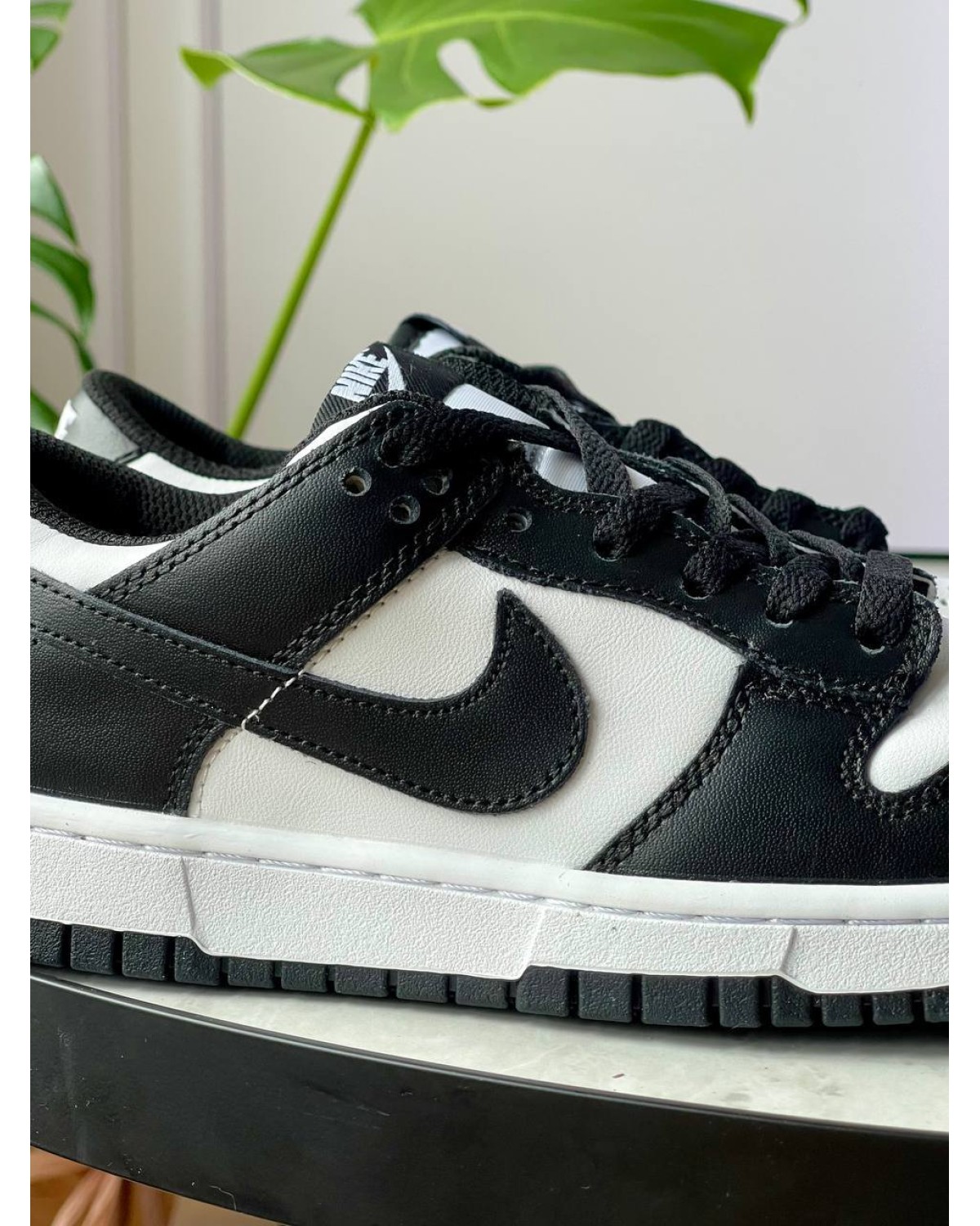 Nike Dunk Low Retro White Black Panda