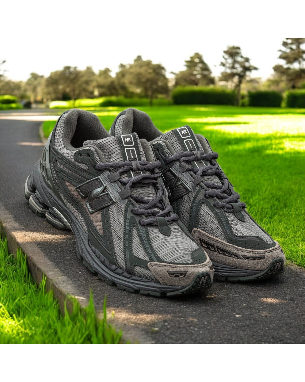 New Balance 1906R Grey