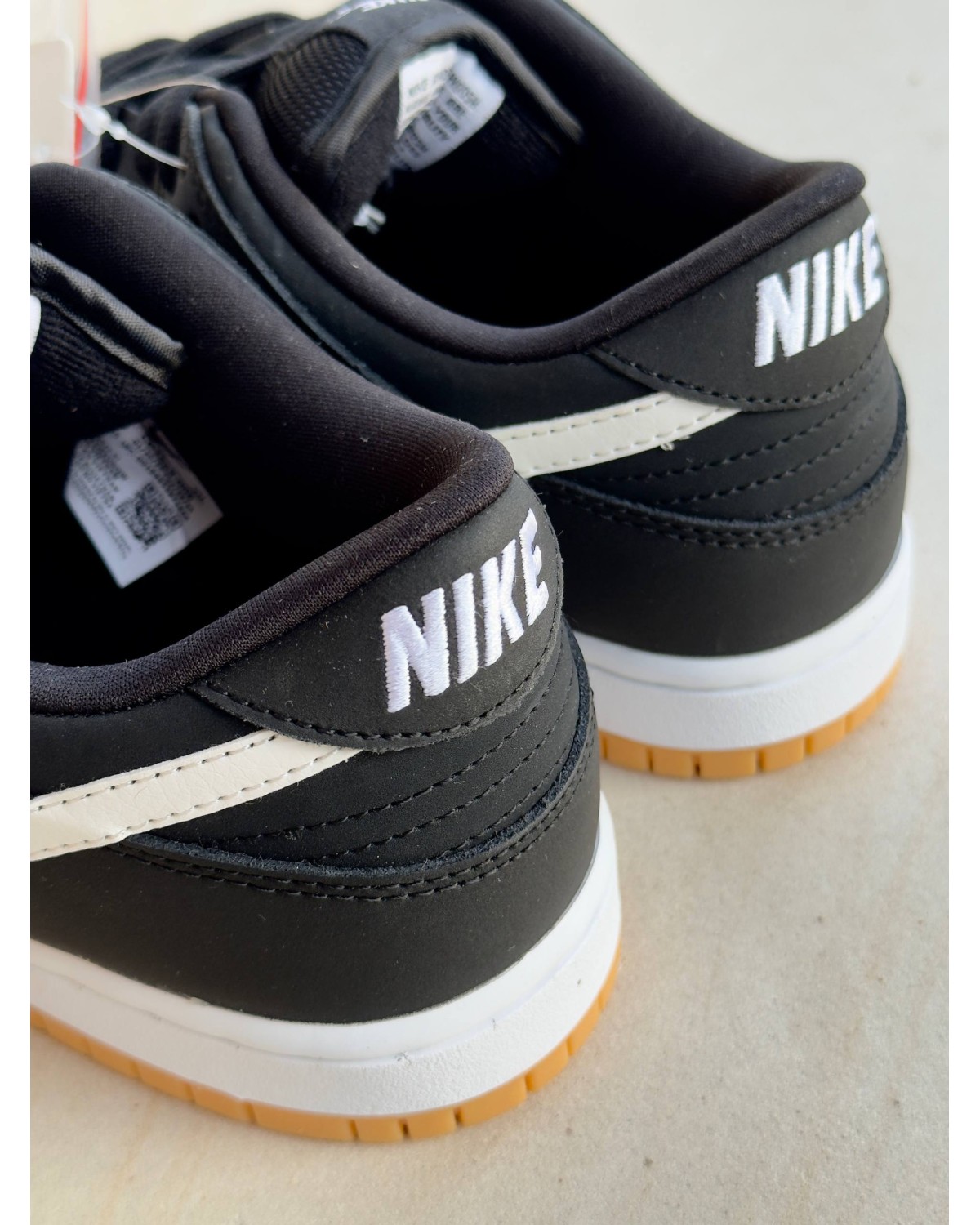 Nike Dunk Low WMNS ‘Black Gum’